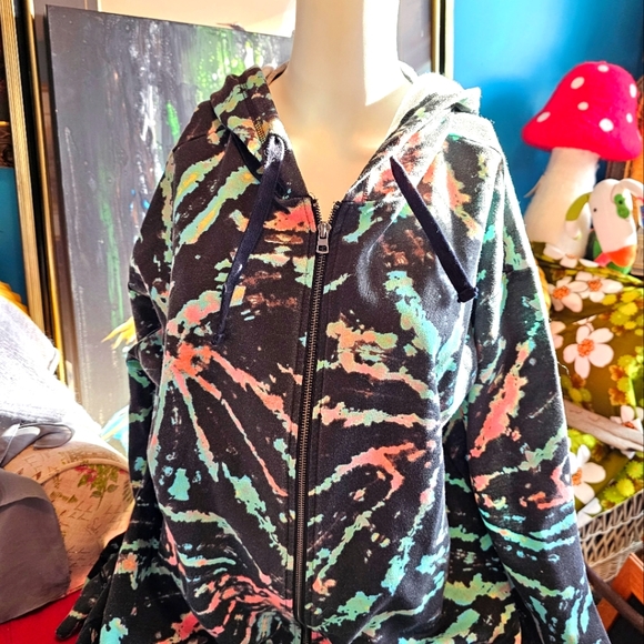 Design Lab Hoodie Tie Dye - Picture 2 of 4